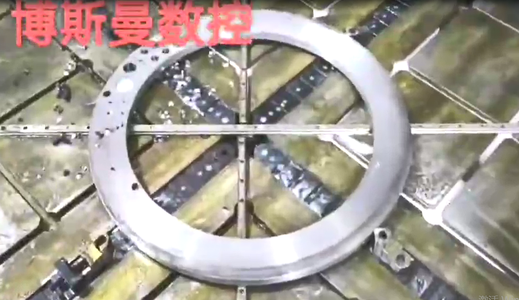 四爪自定心工作臺裝夾環(huán)件視頻